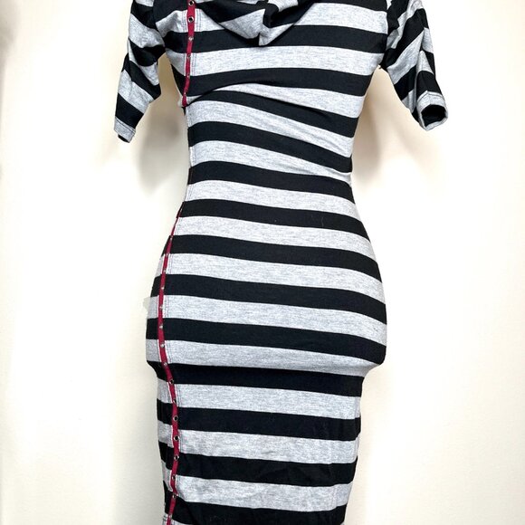 Shrinkle Fur Skull Hoodie Dress Small Black Gray Striped Studded y2k Punk Goth - Picture 12 of 14